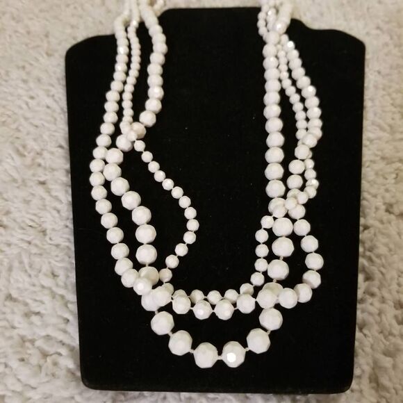 Vintage White 3 strand faceted bead necklace 54" - Picture 2 of 6